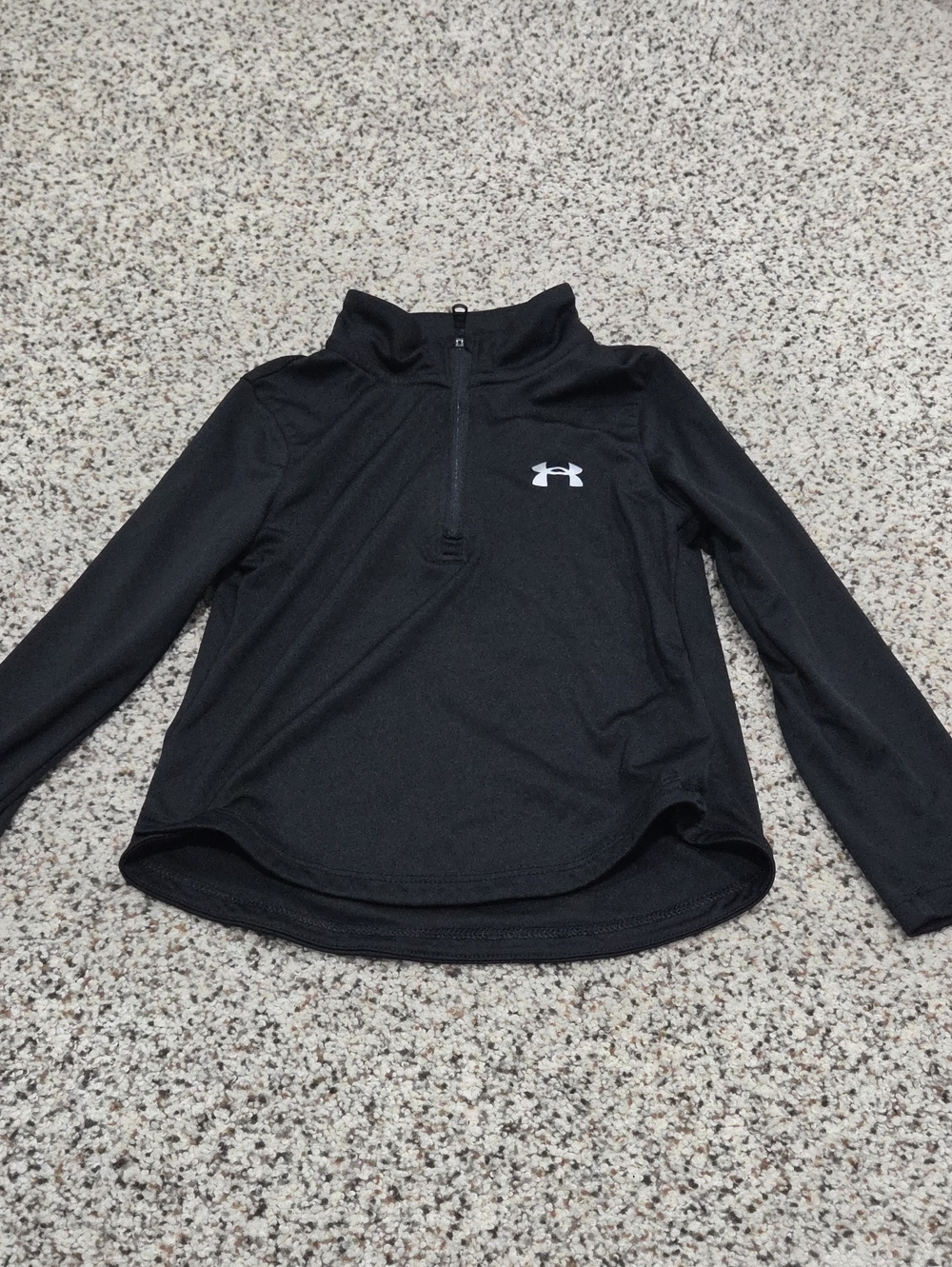 Like New Under Armour Black Kids' Half-Zip Performance Pullover